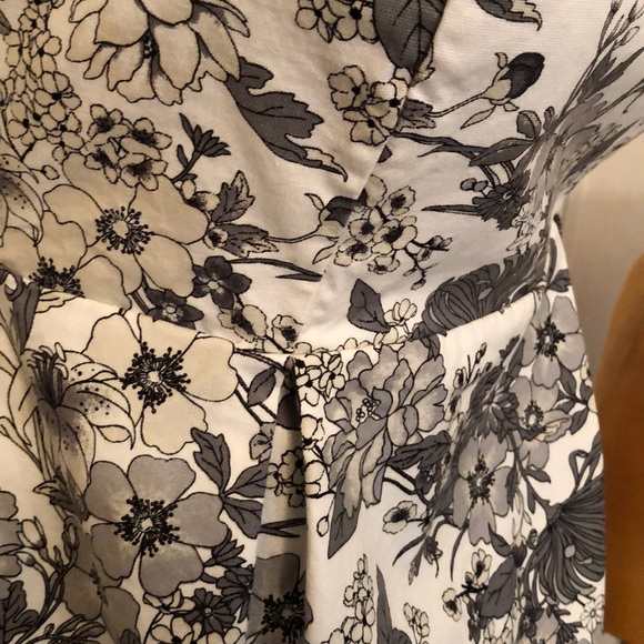 Old Navy strapless dress - Picture 2 of 3